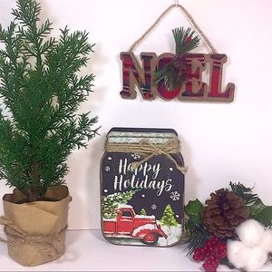 Christmas Mason Jar Decor